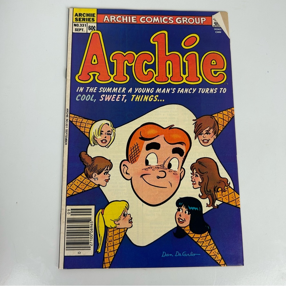Archie Comics and Betty and Veronica Comics vintage bundle of four comics - Picture 2 of 9